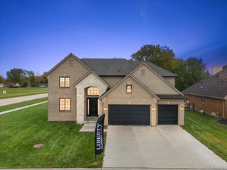 49928 Jean Drive, Macomb Township, MI 48044