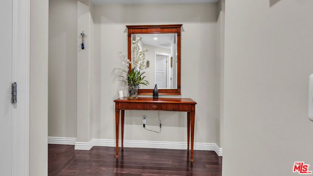611 Caruso Avenue, Glendale, CA 91210