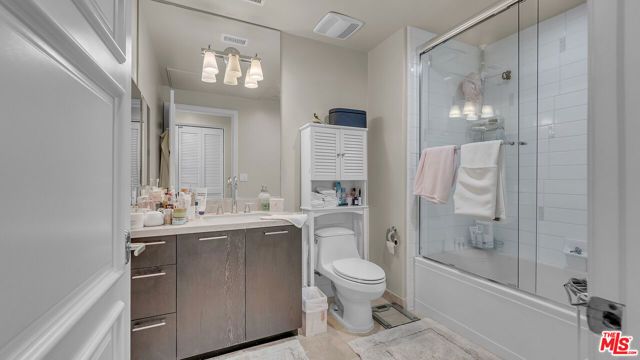 611 Caruso Avenue, Glendale, CA 91210