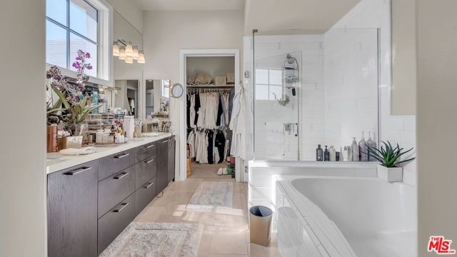 611 Caruso Avenue, Glendale, CA 91210