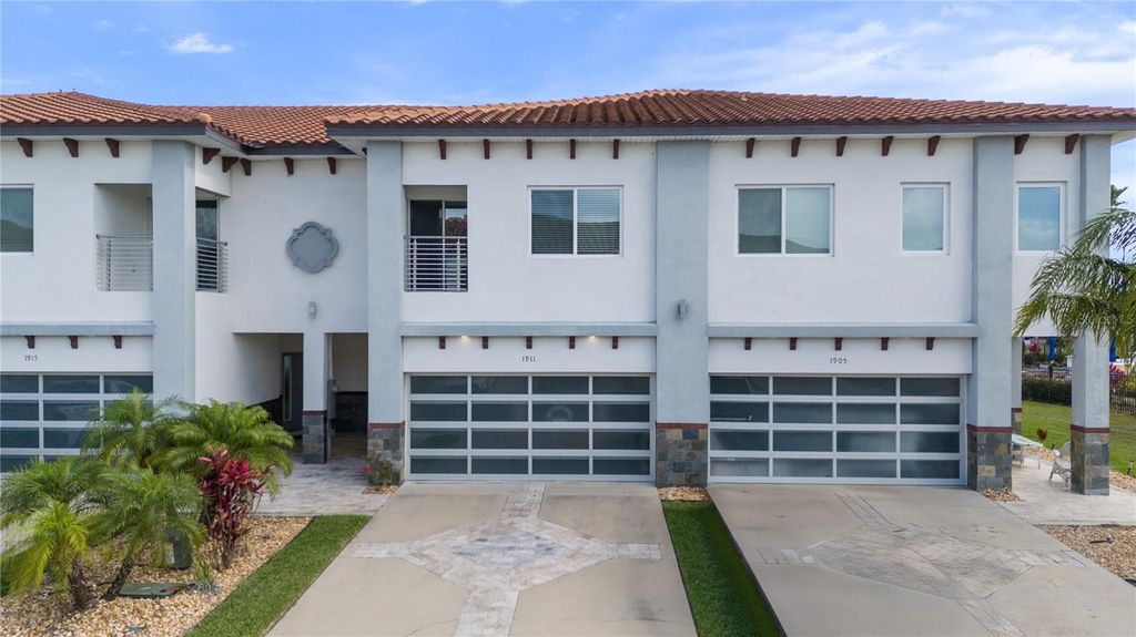 1911 GREENBRIAR TERRACE, Davenport, FL 33837