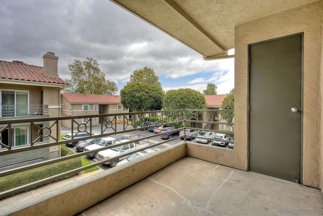 7425 Charmant 2902, San Diego, CA 92122