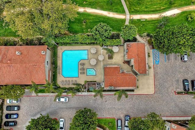 7425 Charmant 2902, San Diego, CA 92122