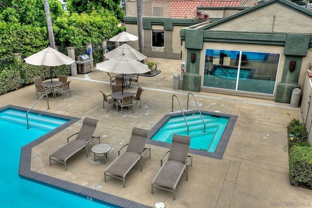 7425 Charmant 2902, San Diego, CA 92122