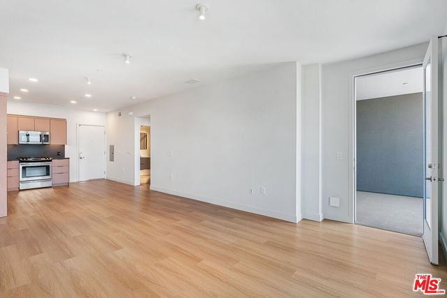 10601 Washington Boulevard 328, Culver City, CA 90232