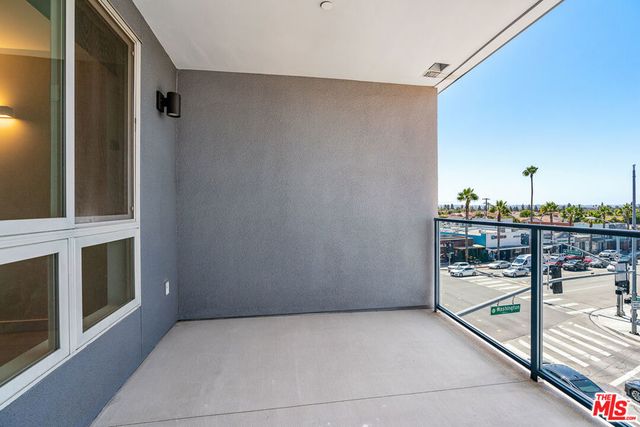 10601 Washington Boulevard 328, Culver City, CA 90232