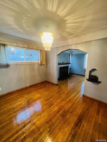 9316 McKinney Street, Detroit, MI 48224