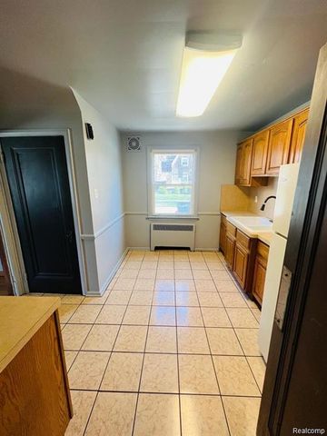 9316 McKinney Street, Detroit, MI 48224