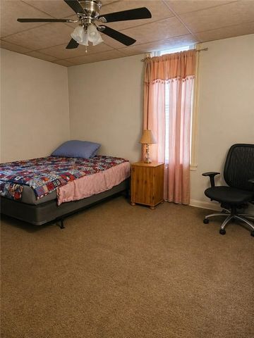 2024 7th Ave, Beaver Falls, PA 15010