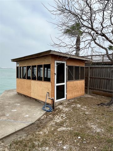 100 Bayshore Dr, Ingleside On The Bay, TX 78362