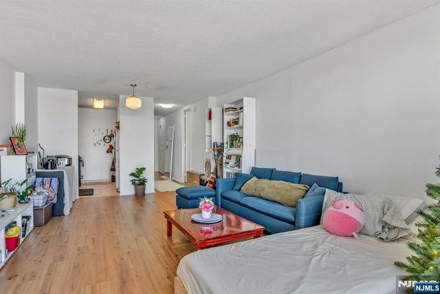 7002 Boulevard East 26C, Guttenberg, NJ 07093