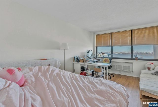 7002 Boulevard East 26C, Guttenberg, NJ 07093