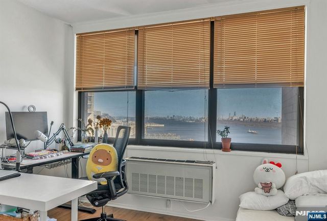 7002 Boulevard East 26C, Guttenberg, NJ 07093