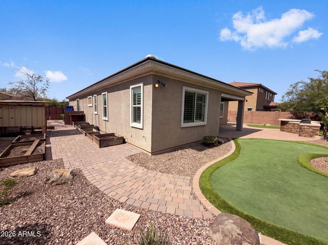 7420 W CRABAPPLE Drive, Peoria, AZ 85383