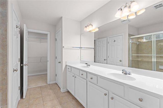 3287 Welmingham SW Drive, Atlanta, GA 30331