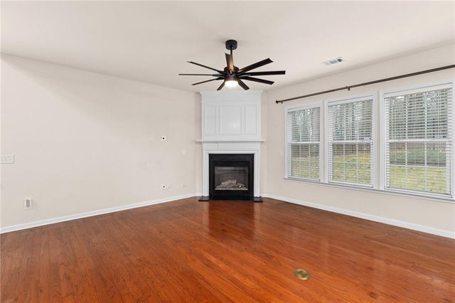 3287 Welmingham SW Drive, Atlanta, GA 30331