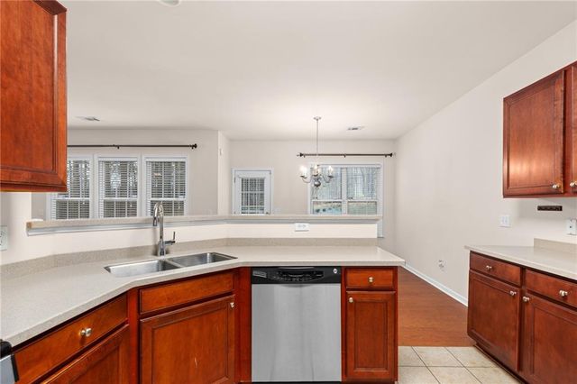 3287 Welmingham SW Drive, Atlanta, GA 30331