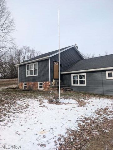 3915 Orchardview Drive SE, East Canton, OH 44730