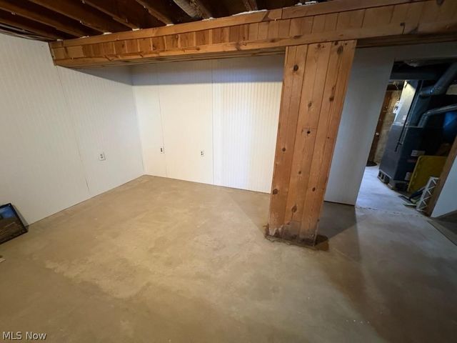 3915 Orchardview Drive SE, East Canton, OH 44730