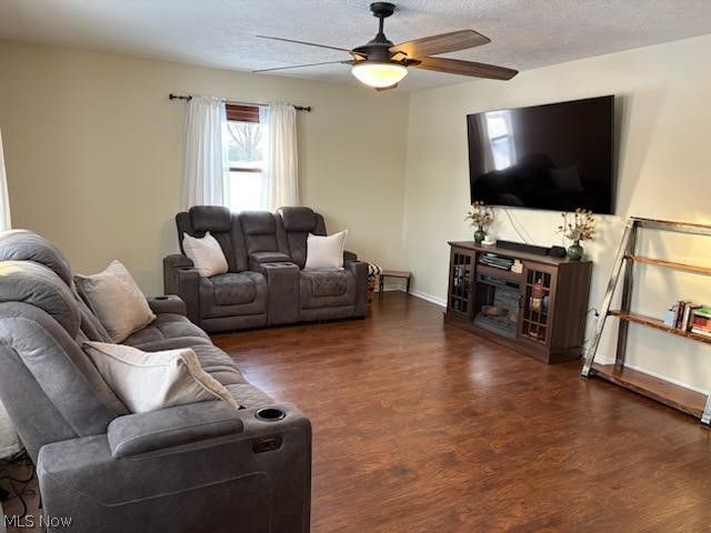 3915 Orchardview Drive SE, East Canton, OH 44730