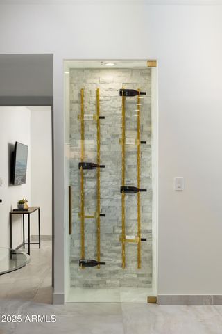 8402 E HEATHERBRAE Drive, Scottsdale, AZ 85251