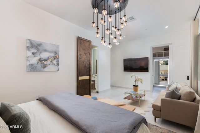 8402 E HEATHERBRAE Drive, Scottsdale, AZ 85251