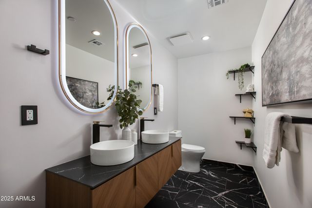 8402 E HEATHERBRAE Drive, Scottsdale, AZ 85251