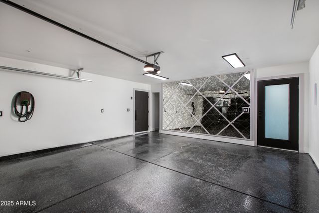 8402 E HEATHERBRAE Drive, Scottsdale, AZ 85251