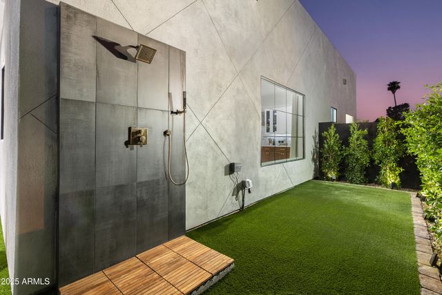 8402 E HEATHERBRAE Drive, Scottsdale, AZ 85251