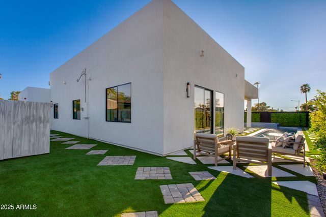 8402 E HEATHERBRAE Drive, Scottsdale, AZ 85251