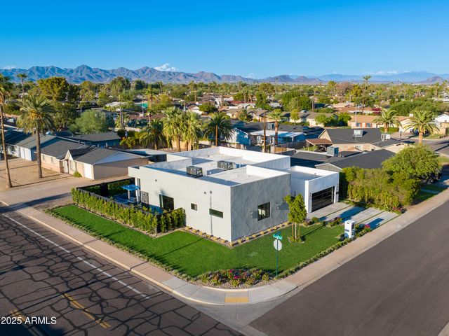 8402 E HEATHERBRAE Drive, Scottsdale, AZ 85251