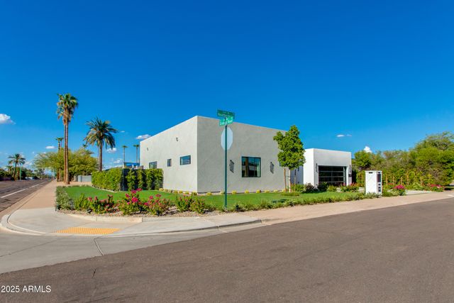 8402 E HEATHERBRAE Drive, Scottsdale, AZ 85251