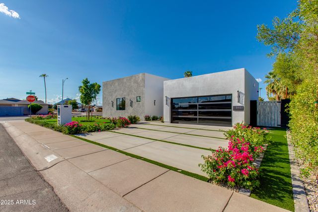 8402 E HEATHERBRAE Drive, Scottsdale, AZ 85251