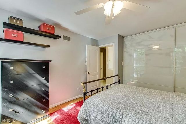 1011 N La Salle Drive 1W, Chicago, IL 60610