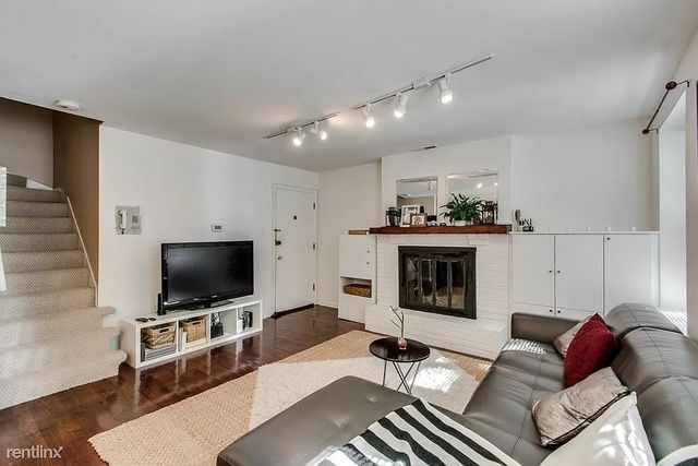 1011 N La Salle Drive 1W, Chicago, IL 60610