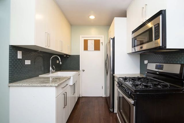 1011 N La Salle Drive 1W, Chicago, IL 60610