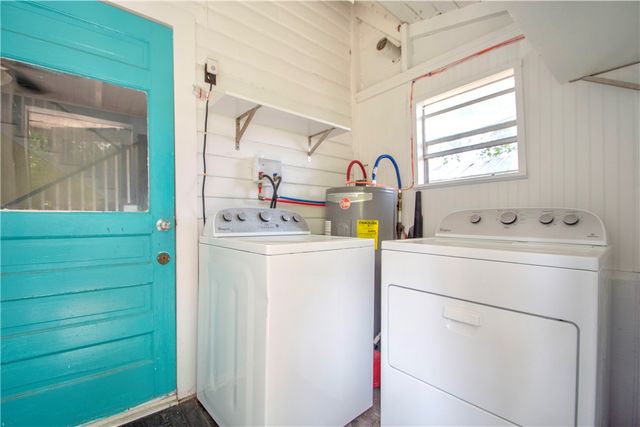 2216 17th Avenue, Vero Beach, FL 32960