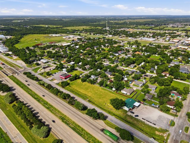 510 I-45, Ferris, TX 75125