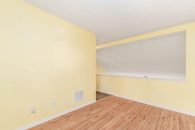7782 Freesia Street, 229, Blacklick, OH 43004