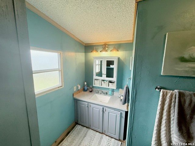 167 RANCH COUNTRY DR, La Vernia, TX 78121