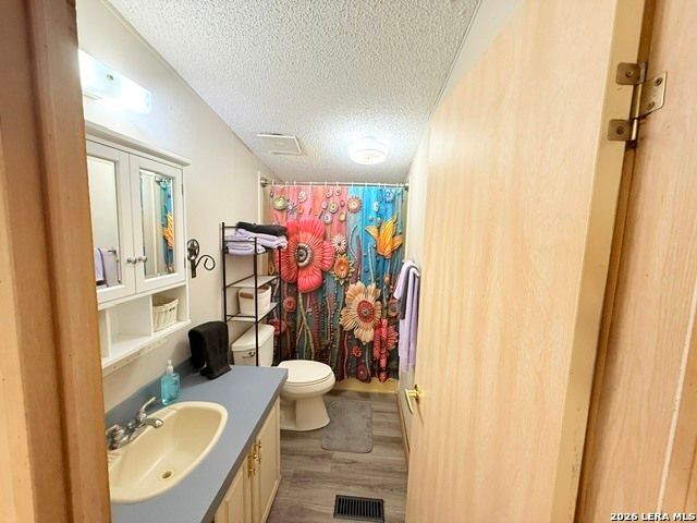 167 RANCH COUNTRY DR, La Vernia, TX 78121
