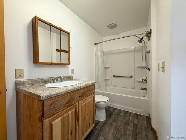 171 Oak St, Burlington, CO 80807