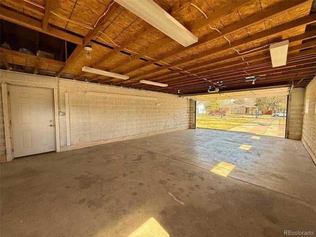 171 Oak St, Burlington, CO 80807