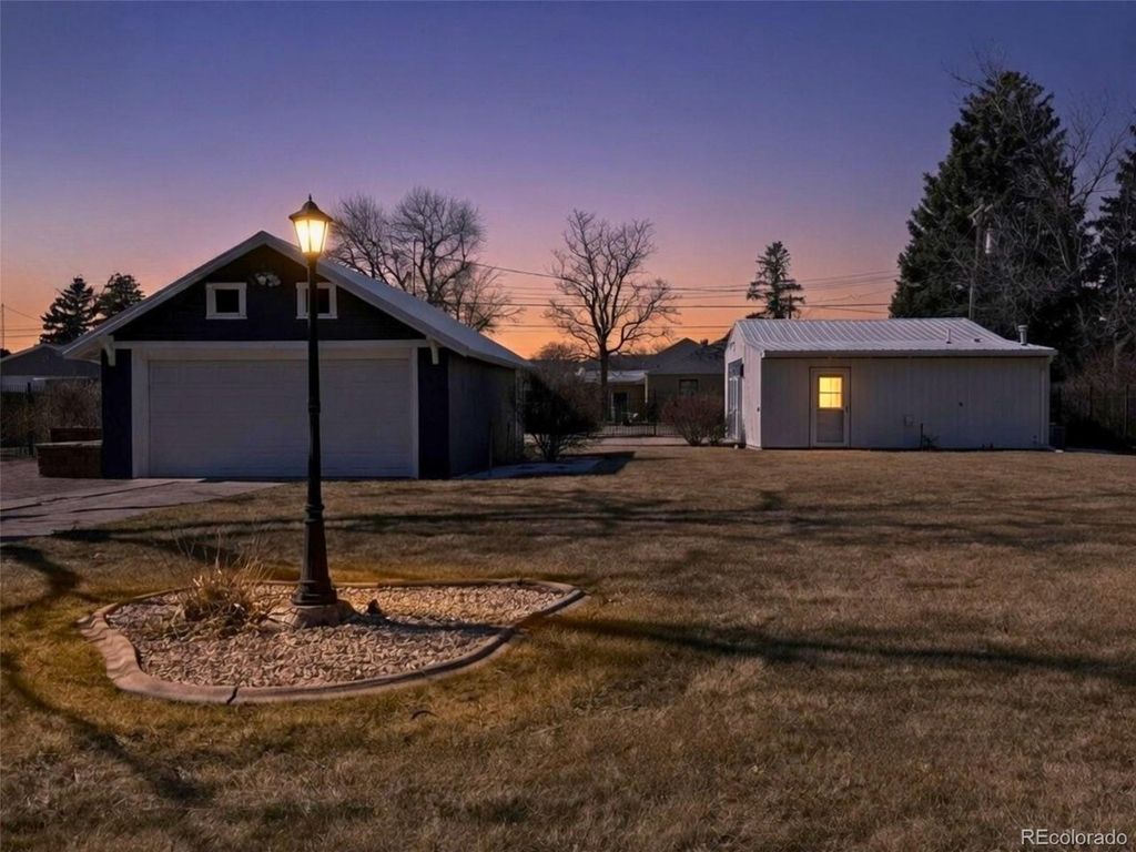 171 Oak St, Burlington, CO 80807