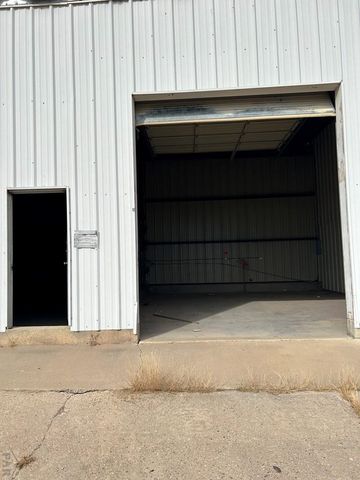 2610 W 11th St, Pueblo, CO 81003