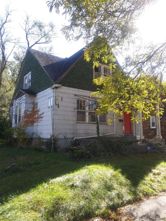 15516 Stansbury Avenue, Detroit, MI 48227