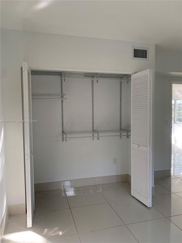 315 MAJORCA AV 1, Coral Gables, FL 33134