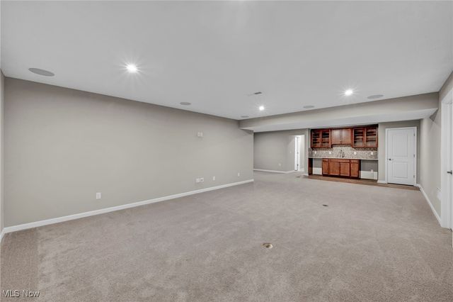 3254 WOODSTONE LANE, Avon, OH 44011