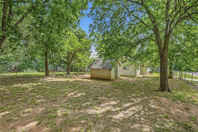 701 N 2nd Avenue, Purcell, OK 73080