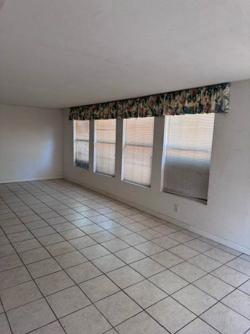 2703 Capistrano Court S, Arlington, TX 76015